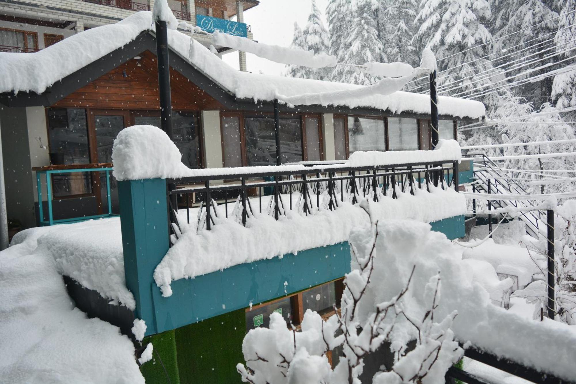 The Neelgiris Hotel Manali  Luaran gambar
