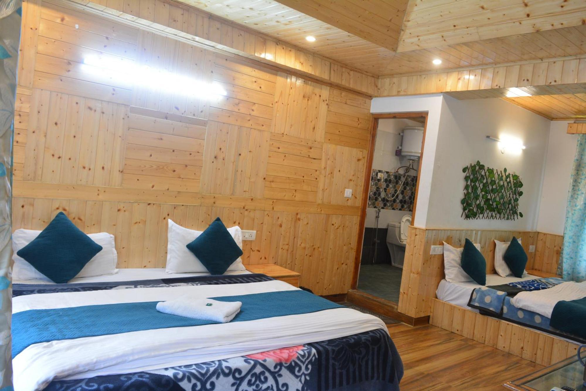 The Neelgiris Hotel Manali  Luaran gambar