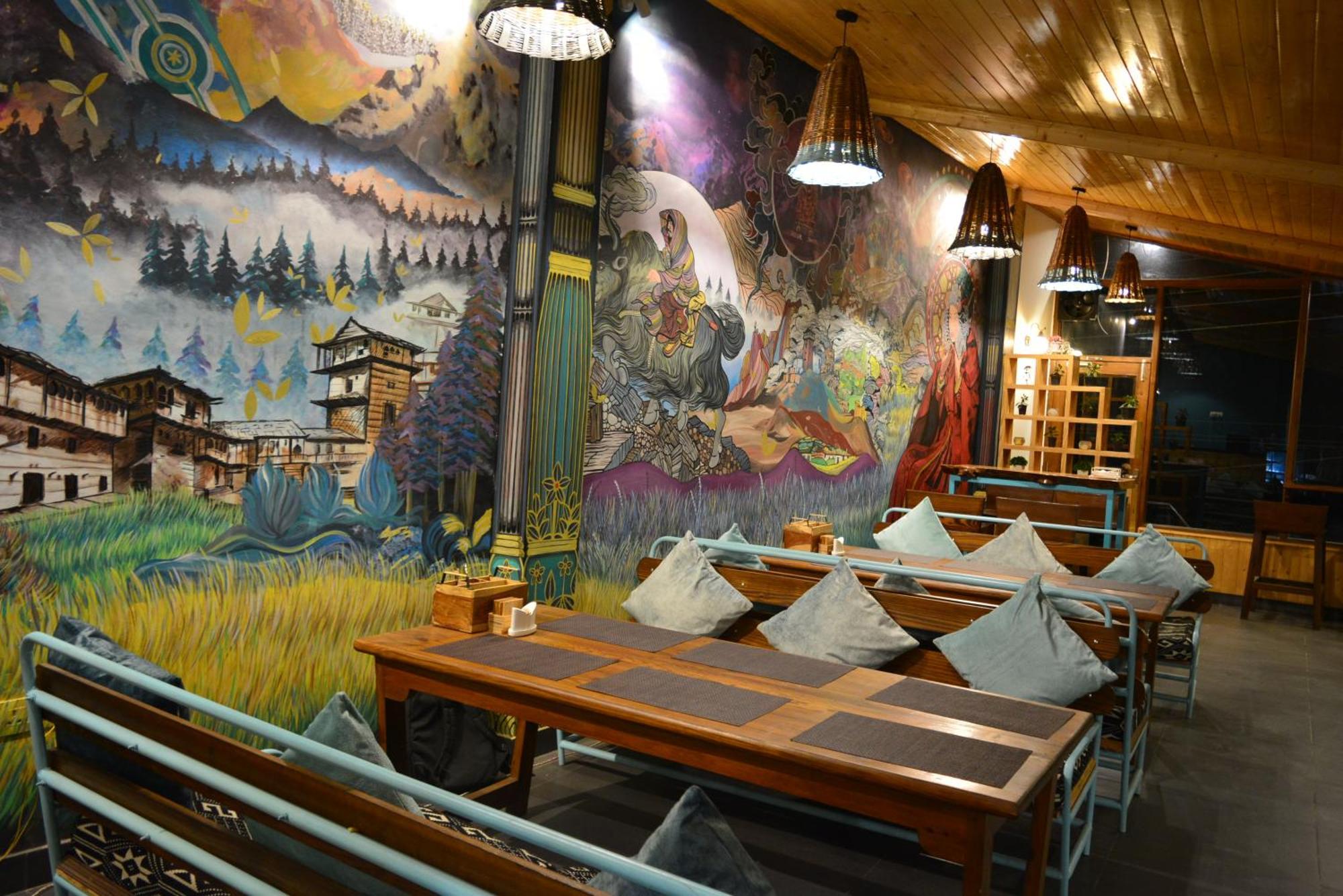 The Neelgiris Hotel Manali  Luaran gambar