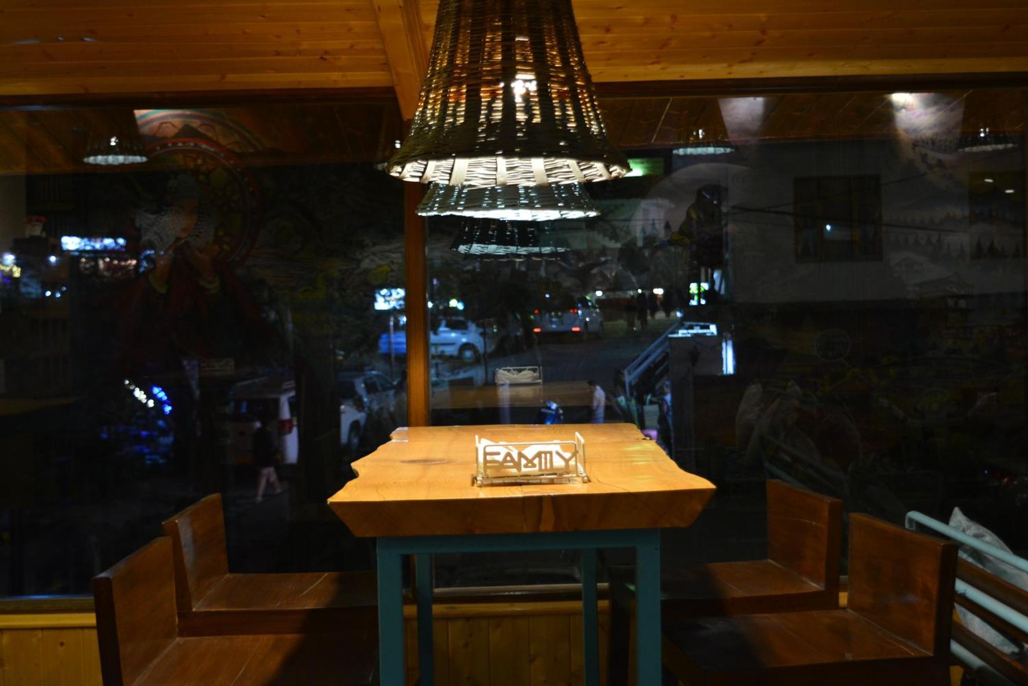 The Neelgiris Hotel Manali  Luaran gambar